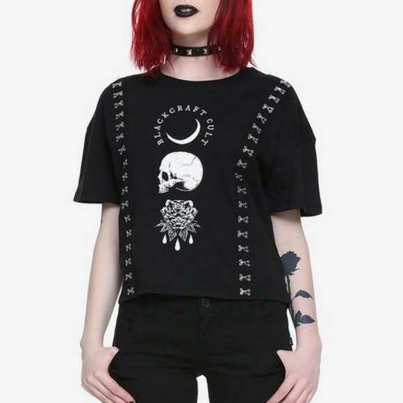 BlackCraft Hook & Eye Closure Girls Crop Top (Hot Topic Exclusive) - Picture 1 of 4
